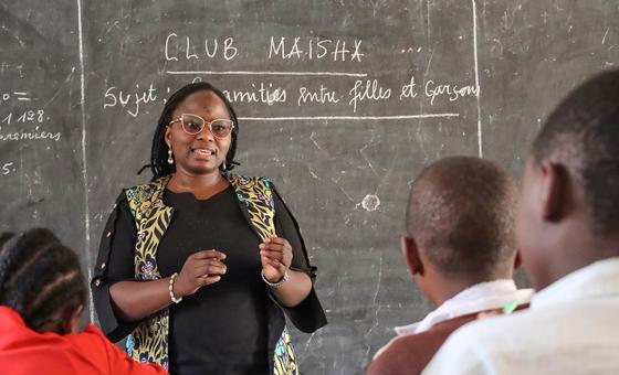 A Bukavu, les « Clubs Maisha » s’efforcent de prévenir les grossesses non désirées